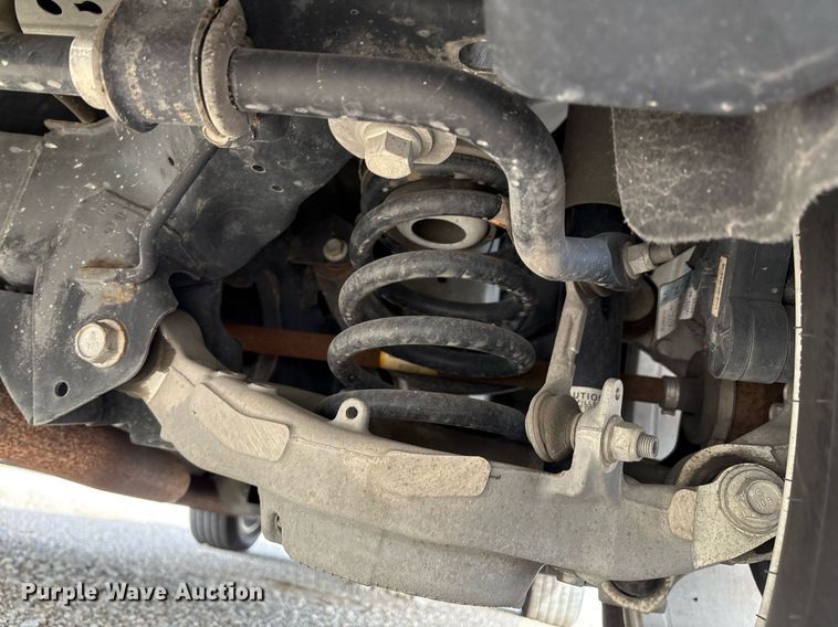 image for item EM2533 2018 Ford Edge SEL SUV