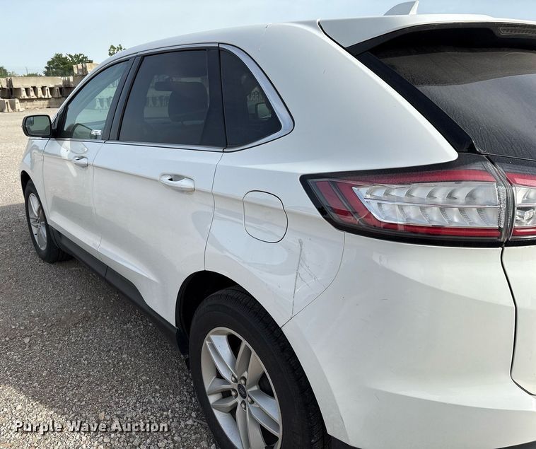 image for item EM2533 2018 Ford Edge SEL SUV