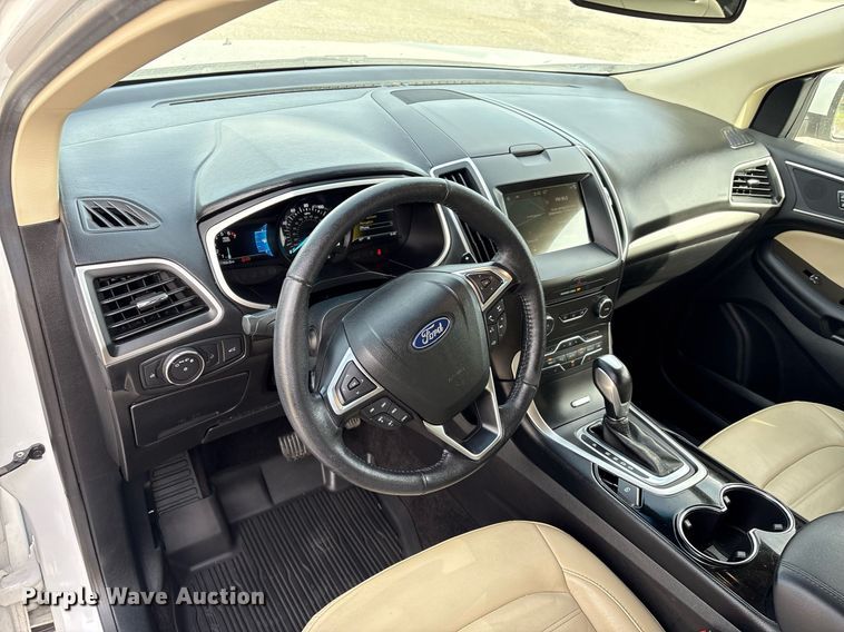 image for item EM2533 2018 Ford Edge SEL SUV