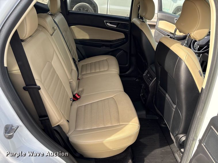 image for item EM2533 2018 Ford Edge SEL SUV