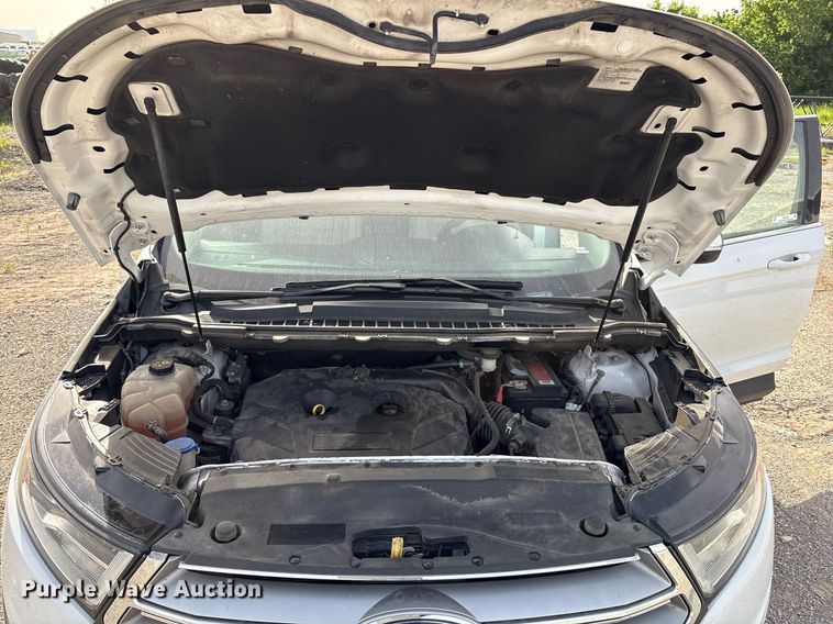 image for item EM2533 2018 Ford Edge SEL SUV