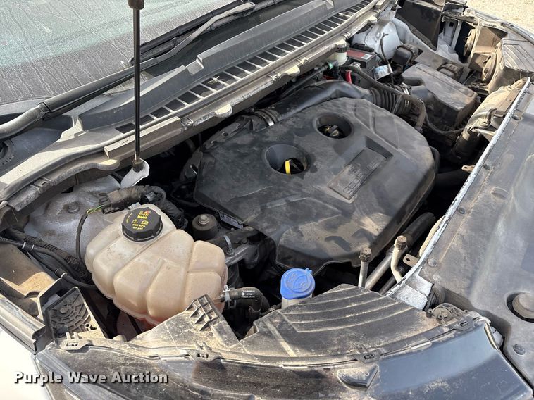 image for item EM2533 2018 Ford Edge SEL SUV