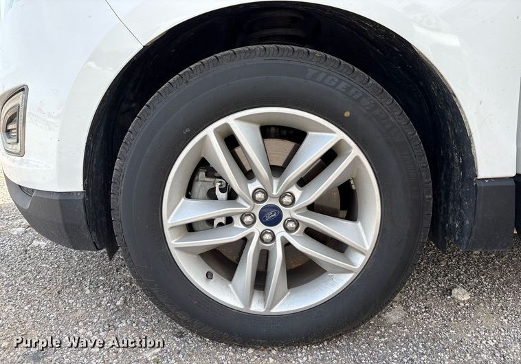 image for item EM2533 2018 Ford Edge SEL SUV