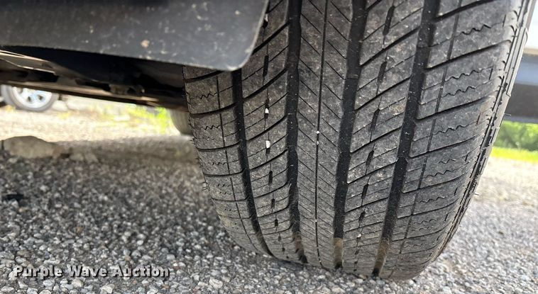 image for item EM2533 2018 Ford Edge SEL SUV