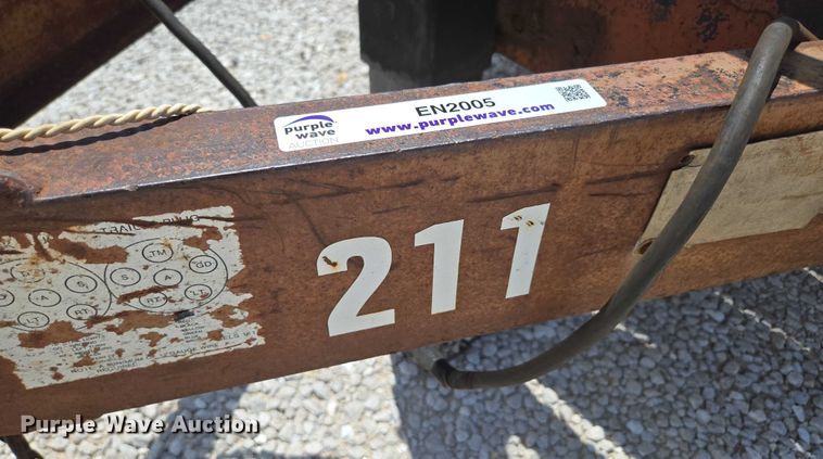 image for item EN2005 1992 Belshe equipment trailer