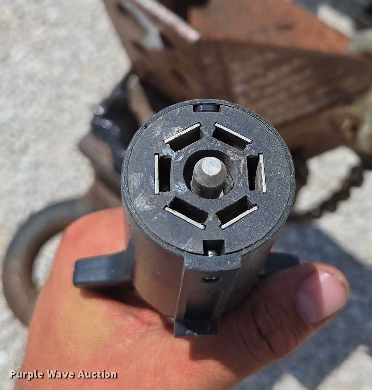 image for item EN2005 1992 Belshe equipment trailer