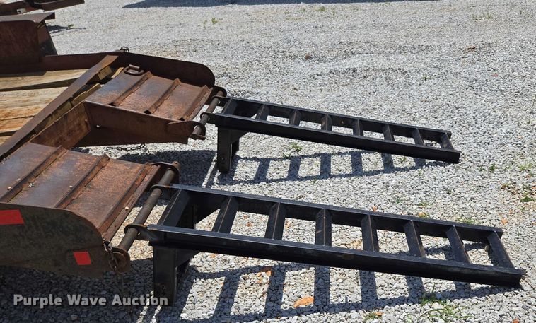 image for item EN2005 1992 Belshe equipment trailer