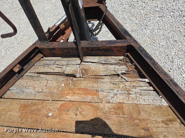 image for item EN2005 1992 Belshe equipment trailer