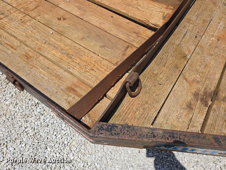 image for item EN2005 1992 Belshe equipment trailer