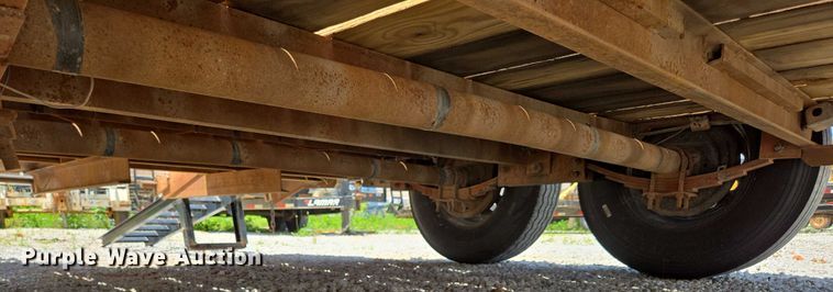 image for item EN2005 1992 Belshe equipment trailer