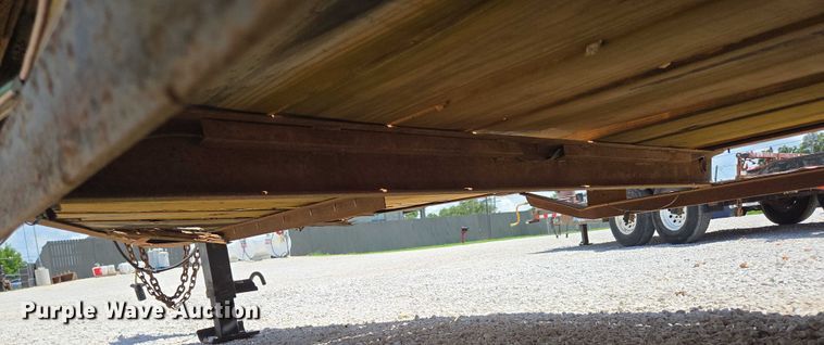 image for item EN2005 1992 Belshe equipment trailer