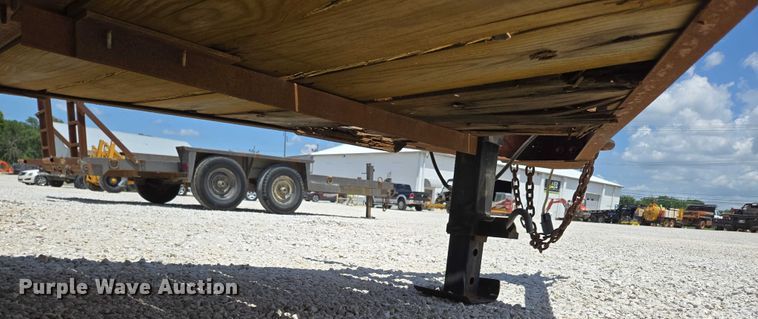 image for item EN2005 1992 Belshe equipment trailer