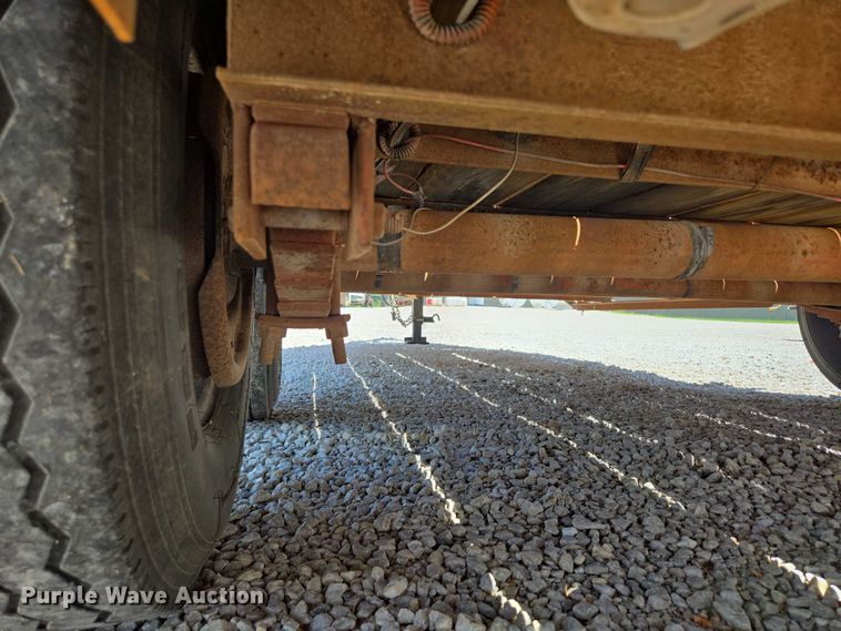 image for item EN2005 1992 Belshe equipment trailer