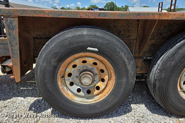 image for item EN2005 1992 Belshe equipment trailer