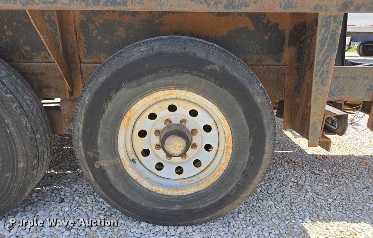 image for item EN2005 1992 Belshe equipment trailer