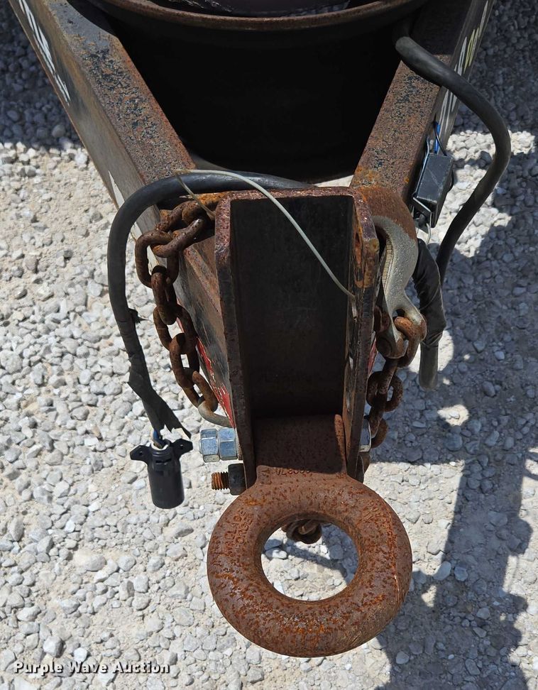 image for item EN2006 2015 Doolittle equipment trailer