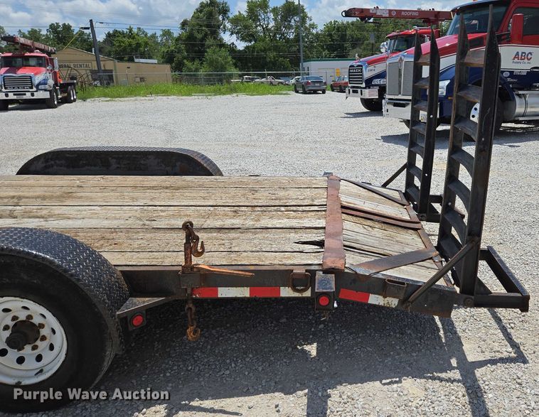 image for item EN2006 2015 Doolittle equipment trailer