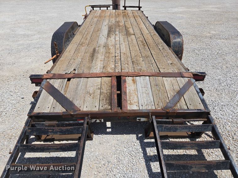 image for item EN2006 2015 Doolittle equipment trailer