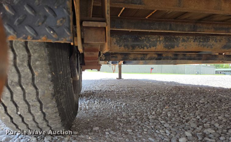 image for item EN2006 2015 Doolittle equipment trailer