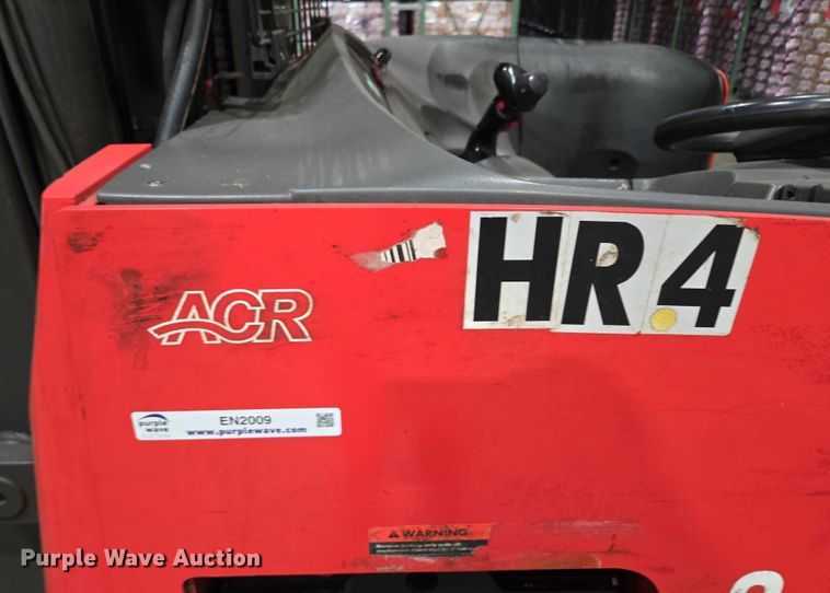 image for item EN2009 Raymond 750 DR32TT reach truck