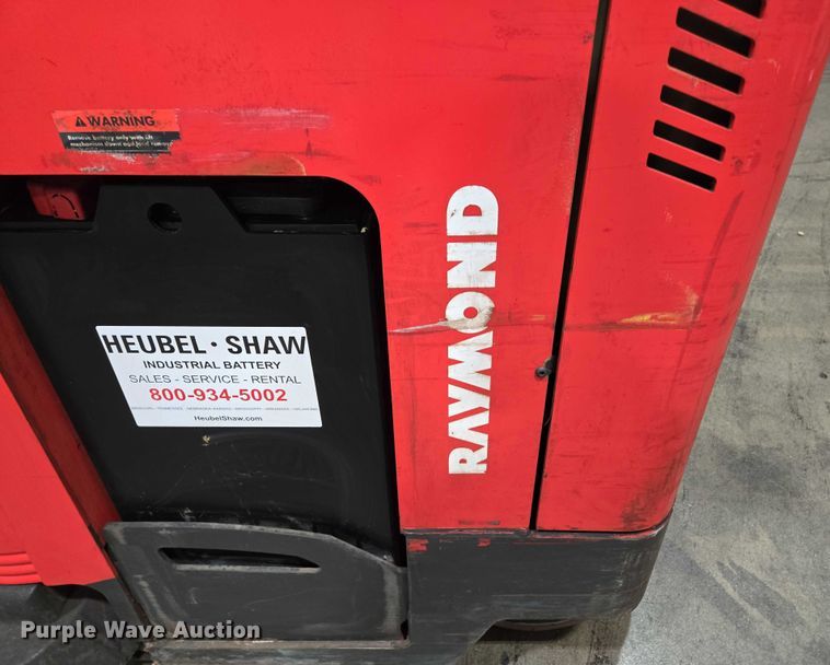 image for item EN2009 Raymond 750 DR32TT reach truck