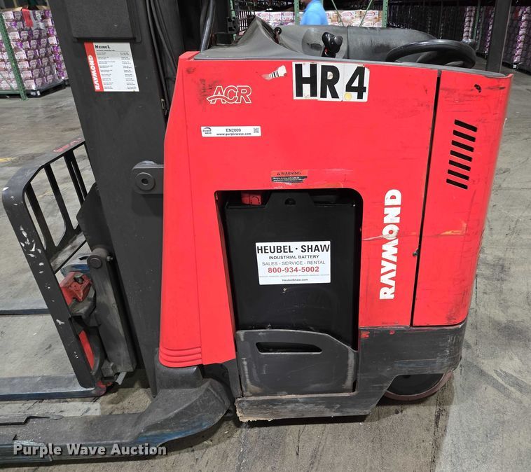 image for item EN2009 Raymond 750 DR32TT reach truck