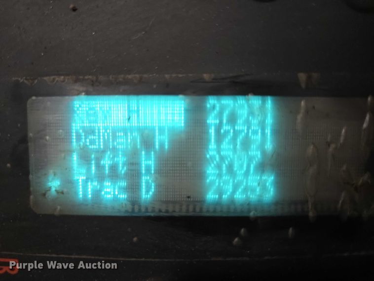 image for item EN2009 Raymond 750 DR32TT reach truck