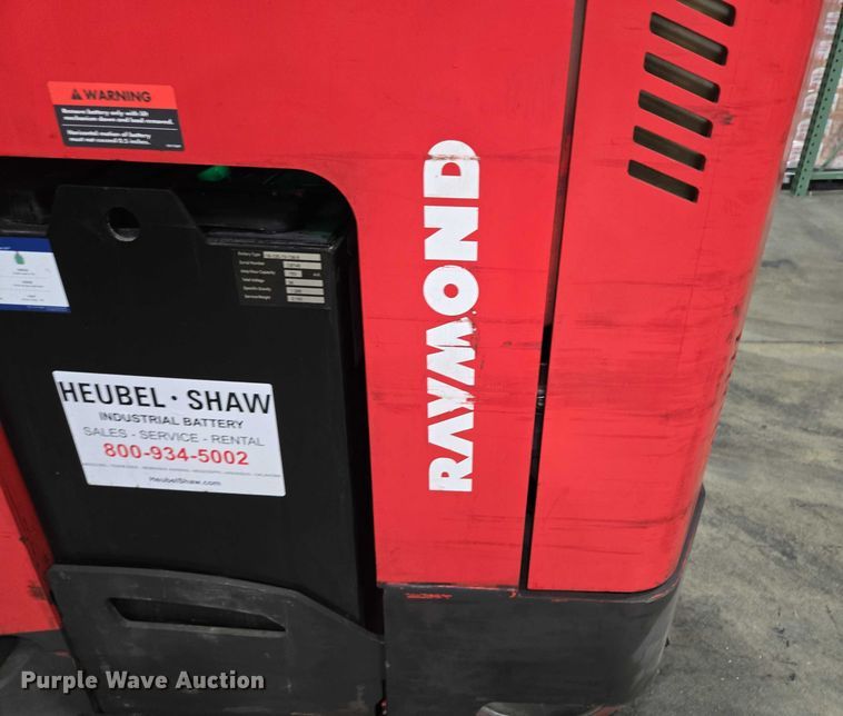image for item EN2010 Raymond 750-R45TT reach truck