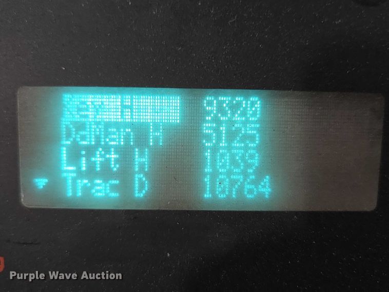 image for item EN2010 Raymond 750-R45TT reach truck