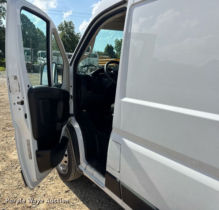 image for item EN4629 2022 Dodge Ram ProMaster 2500 delivery van