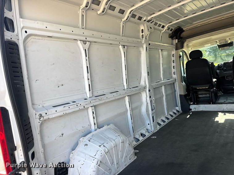 image for item EN4629 2022 Dodge Ram ProMaster 2500 delivery van