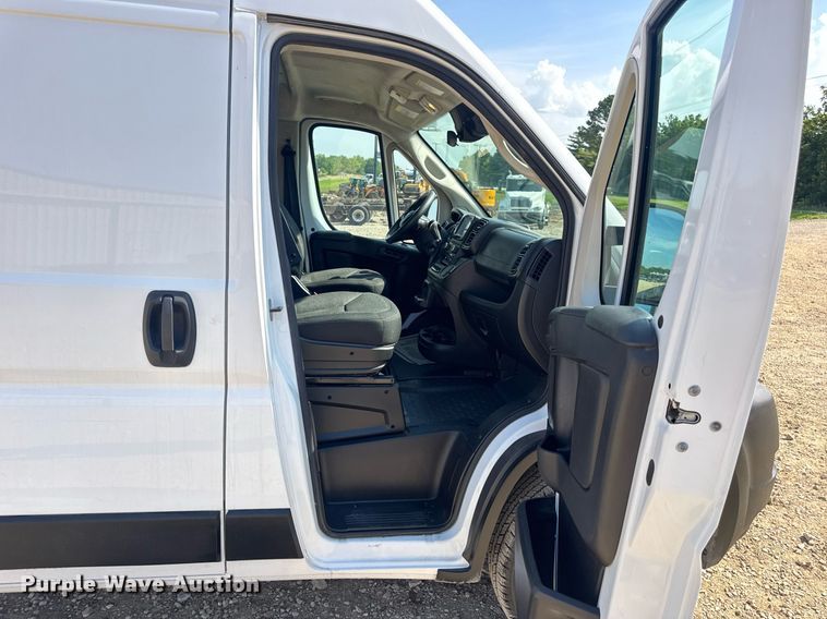 image for item EN4629 2022 Dodge Ram ProMaster 2500 delivery van