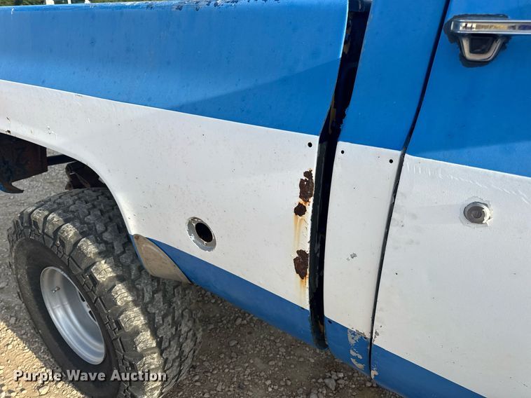 image for item EN4631 1978 Chevrolet K10 pickup truck