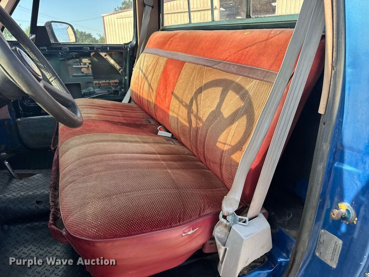 image for item EN4631 1978 Chevrolet K10 pickup truck