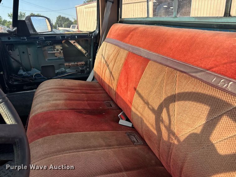 image for item EN4631 1978 Chevrolet K10 pickup truck