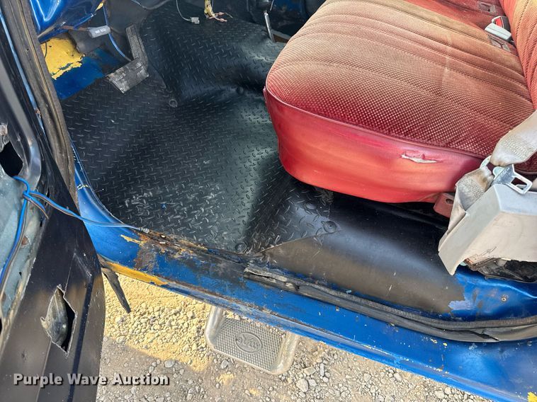 image for item EN4631 1978 Chevrolet K10 pickup truck