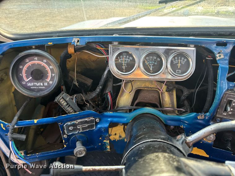 image for item EN4631 1978 Chevrolet K10 pickup truck