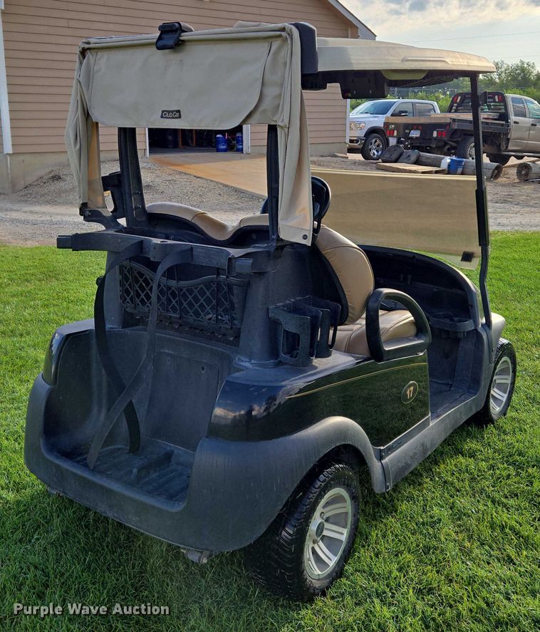image for item EN8261 2017 Club Car golf cart
