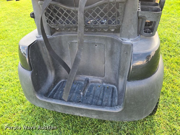 image for item EN8261 2017 Club Car golf cart