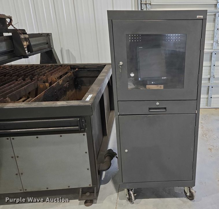 image for item EN8269 Apache Industries plasma cutting system