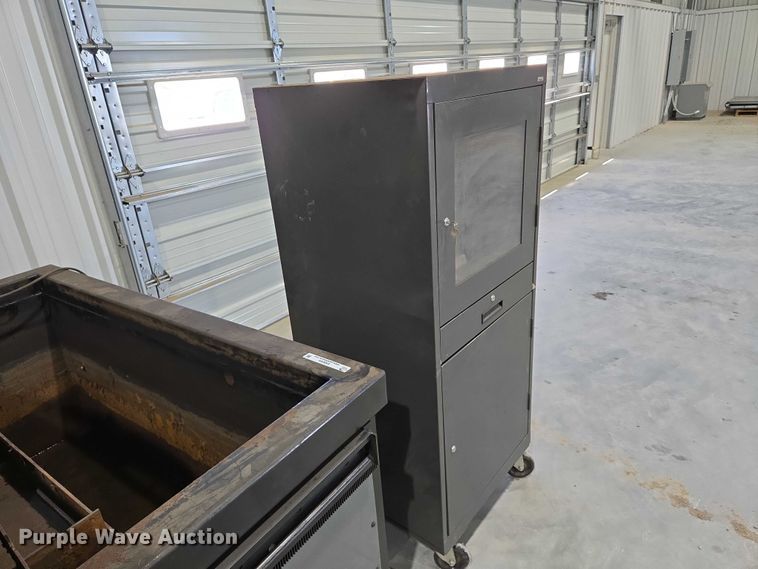 image for item EN8269 Apache Industries plasma cutting system