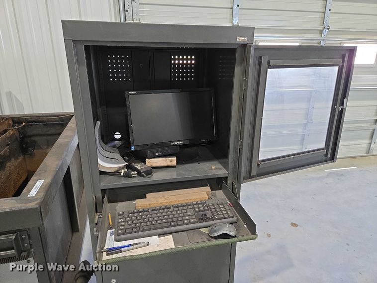 image for item EN8269 Apache Industries plasma cutting system