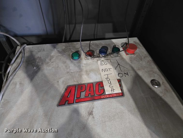 image for item EN8269 Apache Industries plasma cutting system