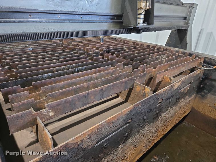 image for item EN8269 Apache Industries plasma cutting system