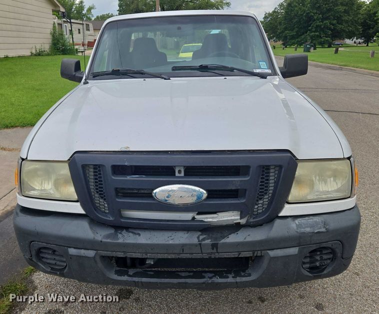 image for item EN8293 2008 Ford Ranger SuperCab pickup truck