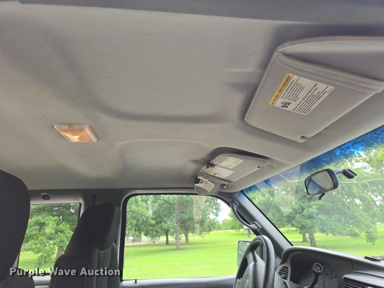 image for item EN8293 2008 Ford Ranger SuperCab pickup truck