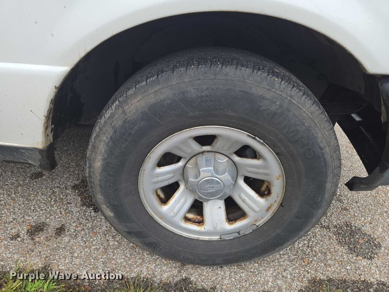 image for item EN8293 2008 Ford Ranger SuperCab pickup truck