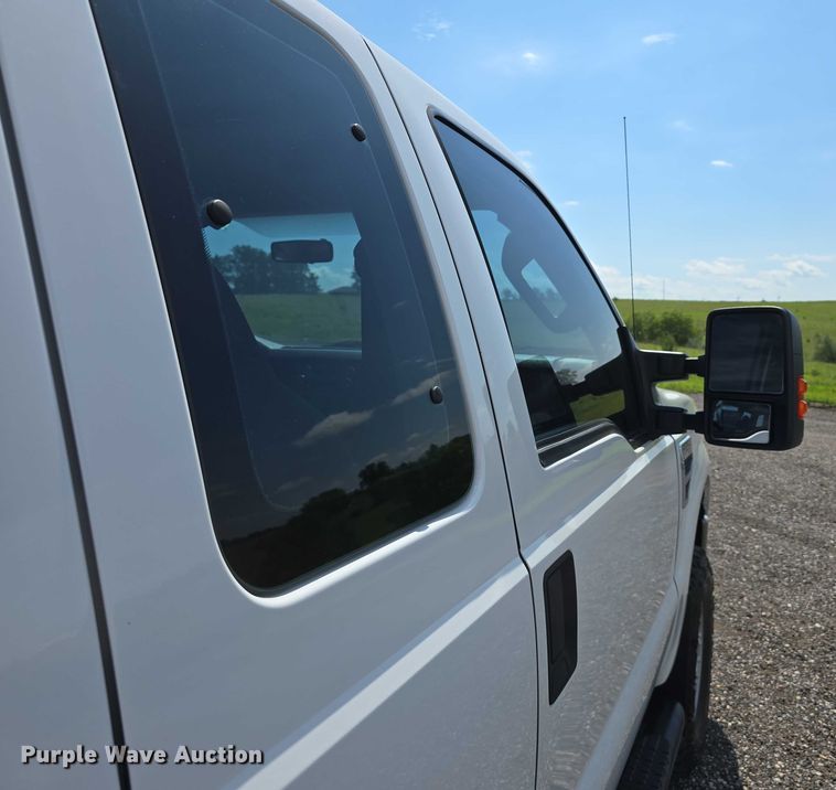 image for item EO1089 2009 Ford F250 Super Duty XL SuperCab pickup truck