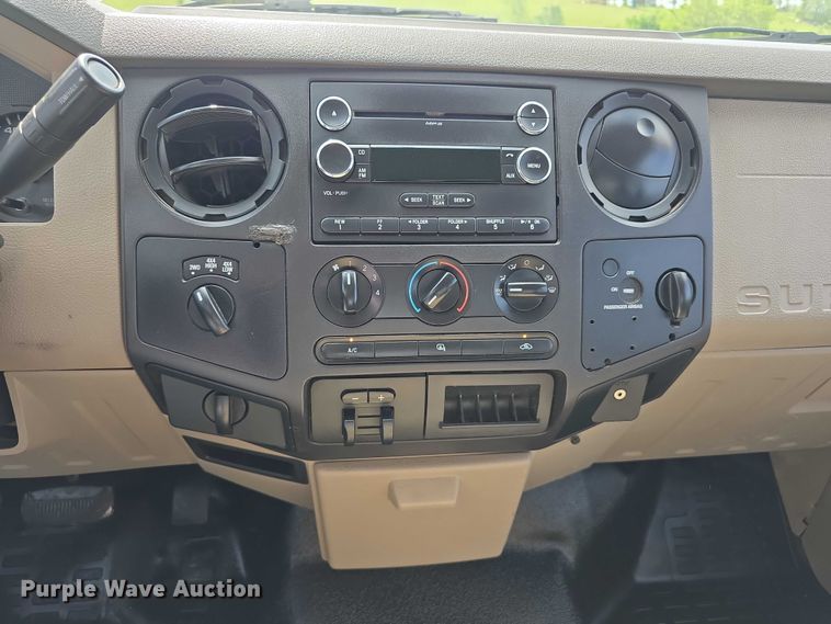 image for item EO1089 2009 Ford F250 Super Duty XL SuperCab pickup truck