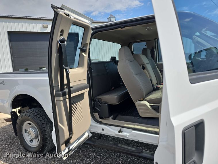 image for item EO1089 2009 Ford F250 Super Duty XL SuperCab pickup truck